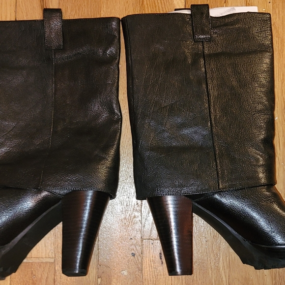 Women Black lea NineWest mid calf cuffed size 11 lug bottom mid platform boot - Picture 2 of 10